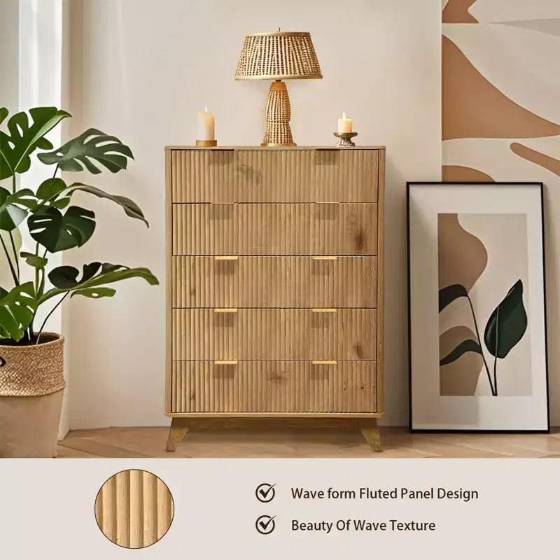 Commode haute à 5 tiroirs en bois cannelé Waveform, rangement moderne pour salon, chambre d'enfant, crèche