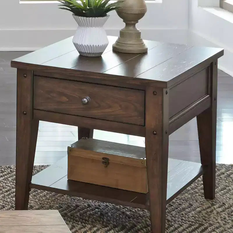 Table de chevet rustique avec tiroir et étagère inférieure, finition chêne