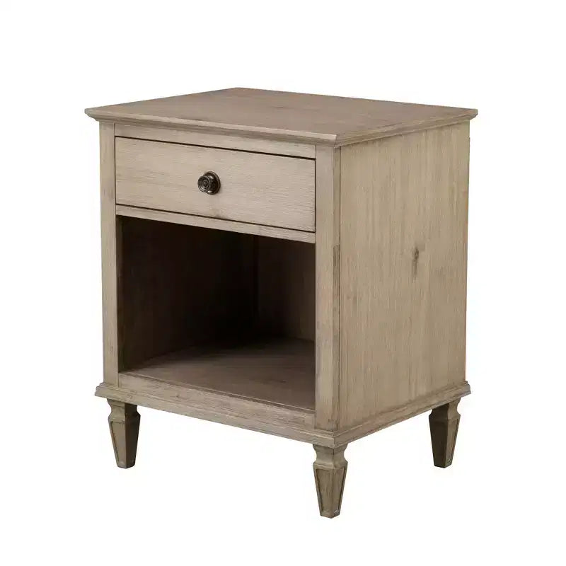 Table de chevet style campagne française, naturel clair, poignée bronze, rangement ouvert